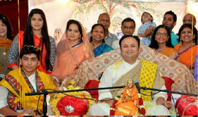 Shree Dwarkeshlalji Maharajshree's 50th Birthday was celebrated by temple devotees