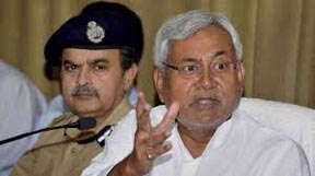 More qualified for PM post than those 'roaming' aroundNitish