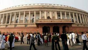 Members in LS for speedy aid, loan waiver to help farmers