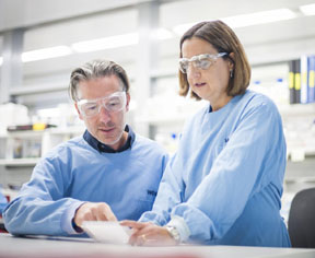 Australian scientists have for the first time revealed how malaria parasites cause an inflammatory reaction that sabotages our body's ability to protect itself against the disease.Dr. Axel Kallies (left) and Dr. Diana Hansen (right) from Melbourne's Walter and Eliza Hall Institute said the discovery opens up the possibility of improving new or existing malaria vaccines by boosting key immune cells needed for long-lasting immunity.