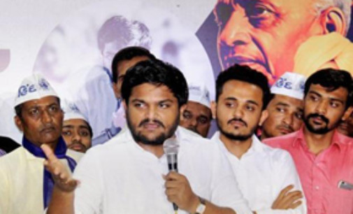 Hardik declares support to Congress in Gujarat