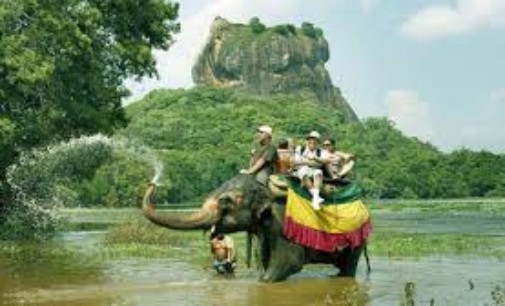 Sri Lanka eyes 4.4 lakh tourists from India