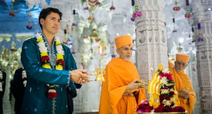 Trudeau visits Akshardham temple, Sabarmati Ashram