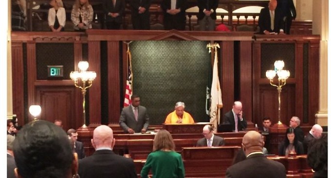 Illinois and Iowa Senate-House open with Hindu prayers
