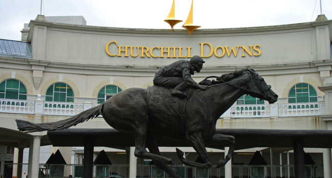 Horse art: Colossal statue of racehorse Barbaro a great landmark