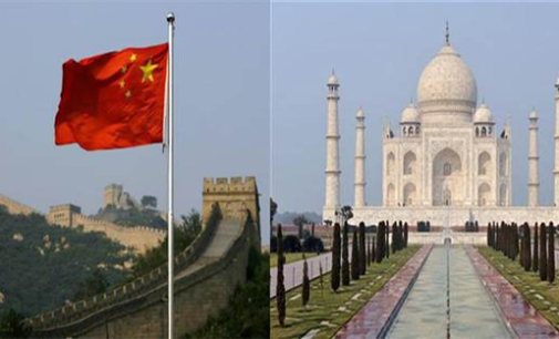 Great Wall, Agra top World Wonders