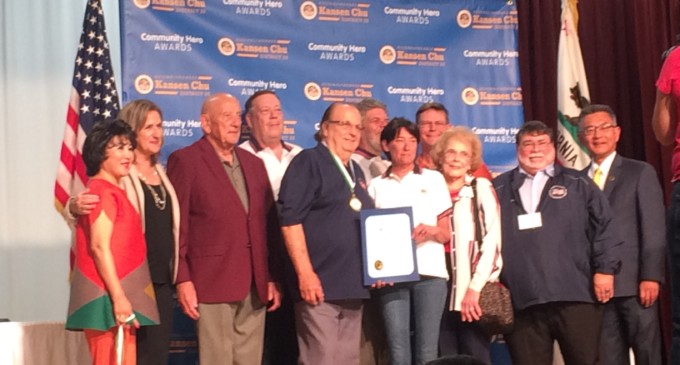 Kansen Chu honors Community Heroes Â
