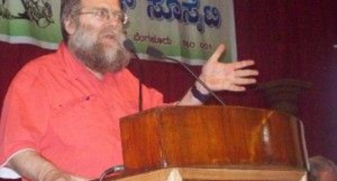 Koenraad Elst on misportrayal of Hindus