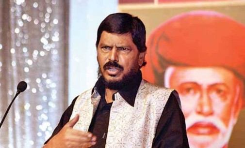 Athawale roots for 25 % quota for the upper caste poor