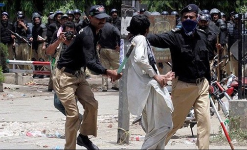116 Pakistan policemen suspended over 2014 firing incident