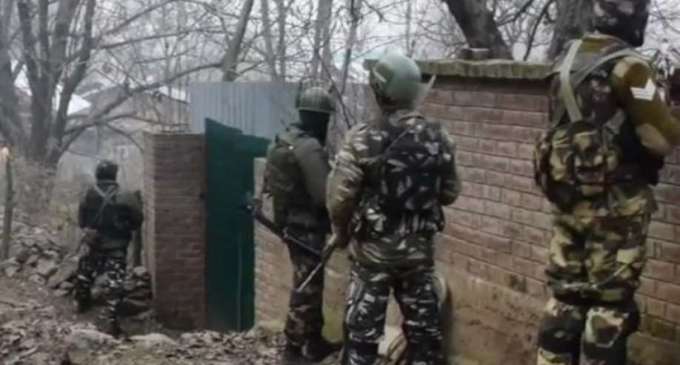 Jaish commander, Army major and five others killed in Pulwama gun battle