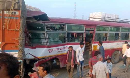 8 killed as bus rams into truck in UP’s Greater Noida