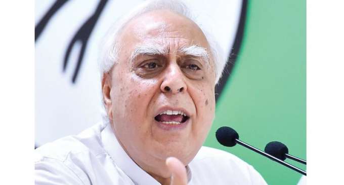 ‘Chowkidar’ is responsible for ‘stealing’ jobs: Congress