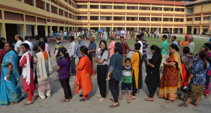 51.6 per cent votes cast in WB in first 4 hours