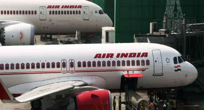 Engine of Air India’s Boeing aircraft shuts down at Delhi airport, ‘black fumes’ seen