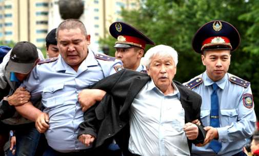 Kazakhstan elects new leader, as hundreds arrested in protests