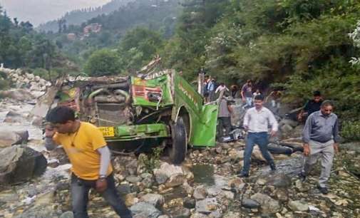 PM, Rahul Gandhi condole deaths in HP bus accident