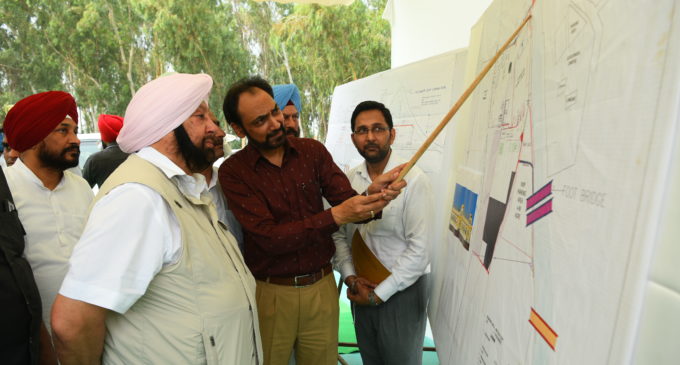 Amarinder Singh lashes out at Harsimrat over Akal Takht issue
