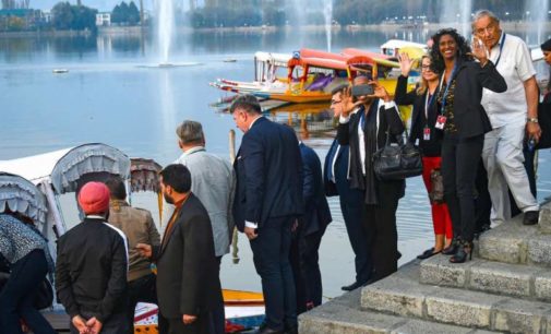 EU MPs in Kashmir say Article 370 internal issue, stand by India in fight against terror