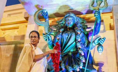 On Kali Puja, Kolkata’s air quality at ‘moderate’ level better than last year