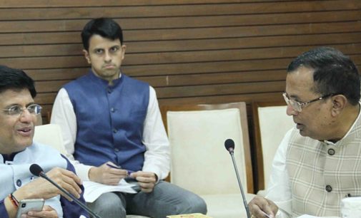 Railway minister enhances grant for the facelift of Phagwara station