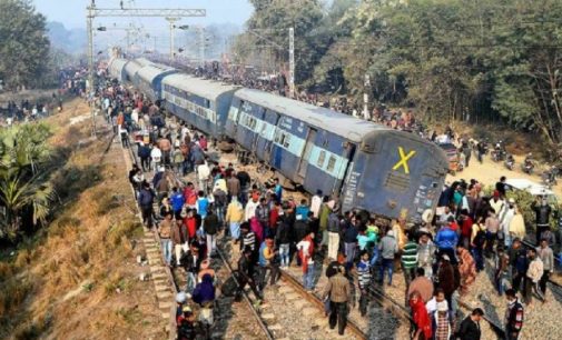 15 die in Bangladesh train accident