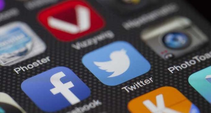 Android apps accessed users’ data, reveal Facebook, Twitter