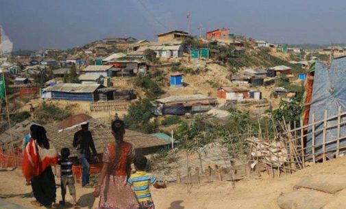Bangladesh started fencing Rohingya camps