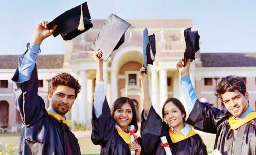 Number of Indian students in US now 200,000+
