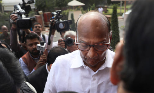 Pawar keeps Sena guessing after talks with Sonia