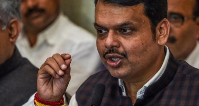 CM should give Rs 25k per hectare to farmers: Fadnavis