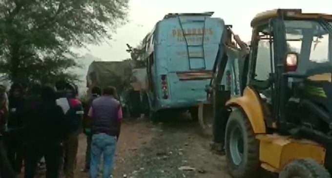 Nine killed, 10 injured as bus hits truck in MP