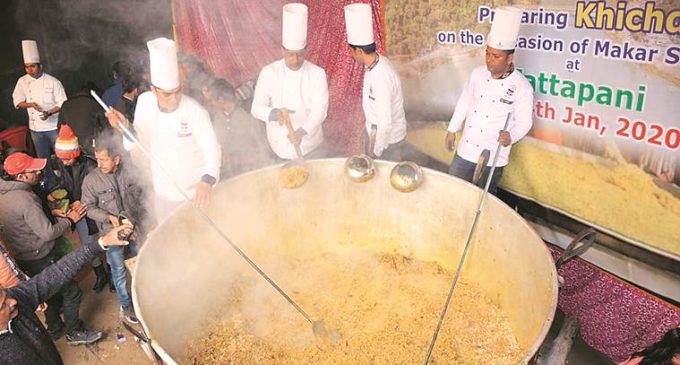 Guinness World Record for 1,995 kg ‘khichdi’ cooked in Himachal