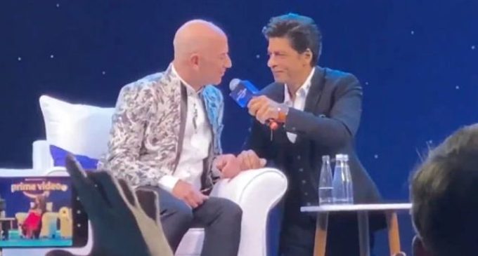 When SRK made Jeff Bezos say ‘Don’ dialogue