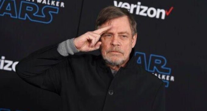 Star Wars icon Mark Hamill deletes Facebook account