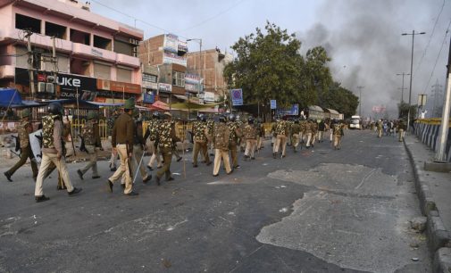 Flag marches at Maujpur after pro, anti-CAA groups clash