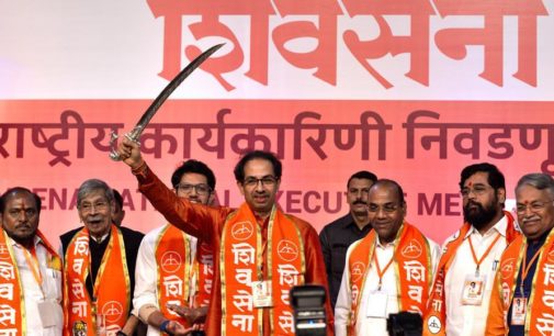 Trump”s India visit preparations show ”slave mentality”: Sena