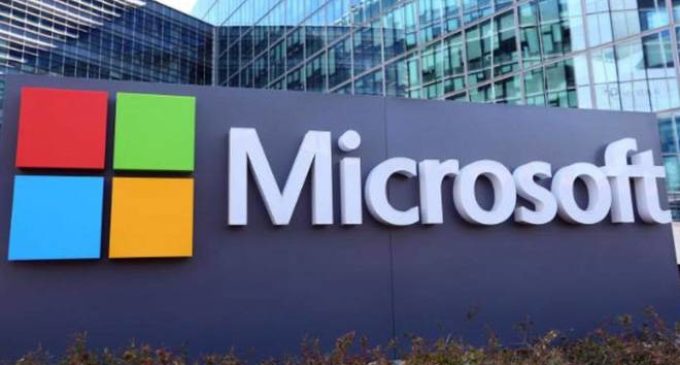 Microsoft tells US employees to work from home