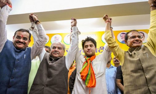 Scindia strikes an emotional note in maiden BJP show