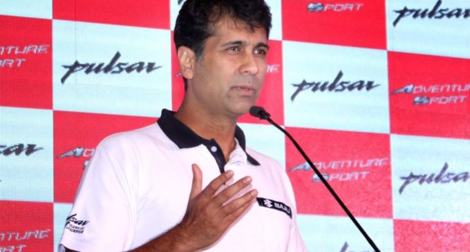 Sweeping lockdown makes India weak: Rajiv Bajaj