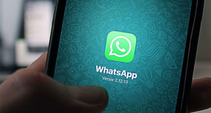 WhatsApp limits frequently forwarding messages to 1 chat at a time