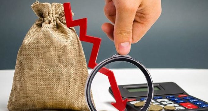 Covid Recession: India’s GDP likely to contract 5% in FY21: CrisilÂ