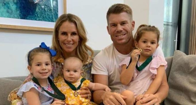 David Warner & family is breaking the Internet