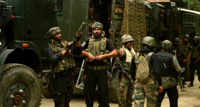Pulwama-like tragedy averted in Kashmir, IED-laden car timely seized