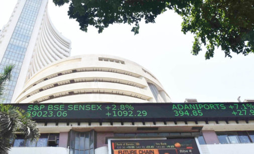 Markets open in red on Wednesday then turn green