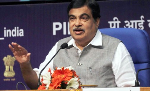No one can look at India with crooked eye: Gadkari