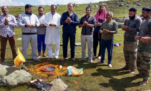 Handful of Kashmiri Pandits keep culture alive in valley