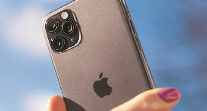 iPhones being made in Chennai: Present, former ministers seek credit