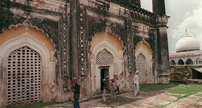 Ayodhya mosque may be square shaped