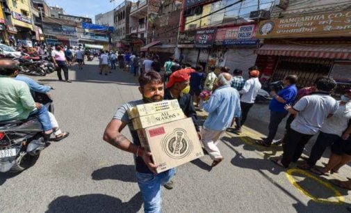 Delhi government allows opening of all weekly markets